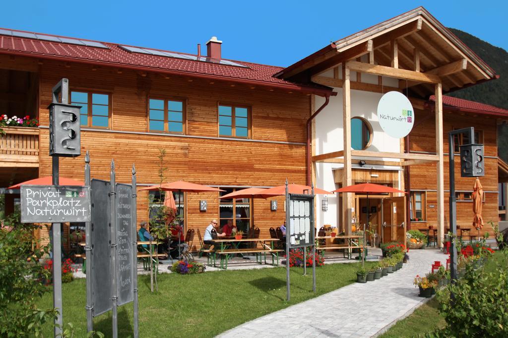 Naturwirt Лойташ Стая снимка